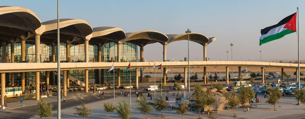 توصيل المطار في الأردن - سيارات فان، باص، استقبال من مطار عمان